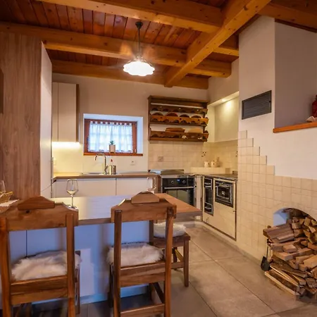 Kump - Happy Apartman Novo Mesto